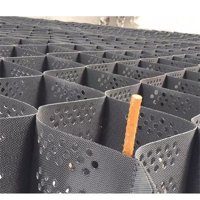 1000-1420N / 10CM 皮抜き強度 HDPE 地質電池 砂岩のドライブウェイ