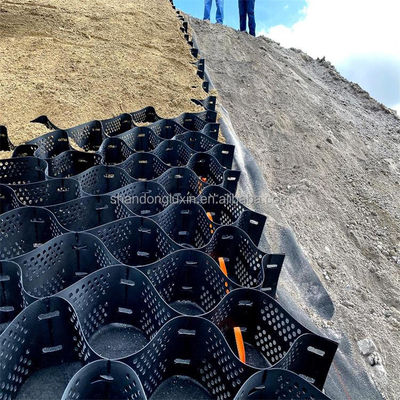 HDPE ジオセル ASTM 滑らかなジオセル 砂岩のドライブウェイ 蜂蜜のドライブウェイのための舗装グリッド