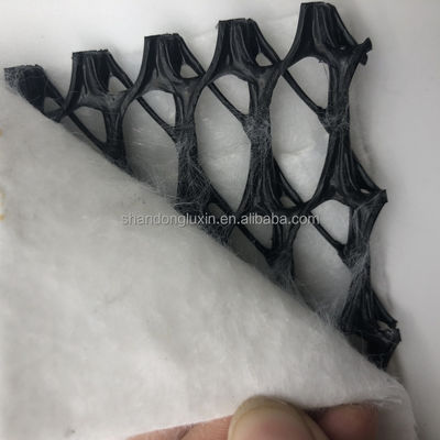 良好な水透性 シンプルな構造 3D複合排水 排水用ジオネット