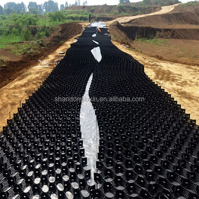 傾斜安定化溶接距離のためのHDPEプラスチックジオセル地面グリッド 330mm-1000mm