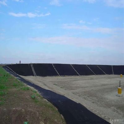 魚池 HDPE 地膜 ラインナー 双滑り表面 0.5mm 1.0mm 1.2mm 2mm