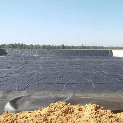 50m~100m 長さ HDPE 地膜ラインナー 密度ポリエチレン池地膜