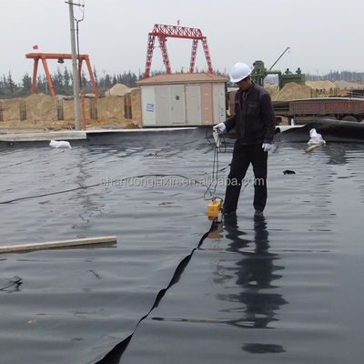 地質膜 HDPE 1mm 池の長さ 50m-100m 優れた性能保証