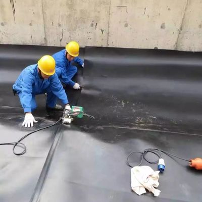 地質膜 HDPE 1mm 池の長さ 50m-100m 優れた性能保証