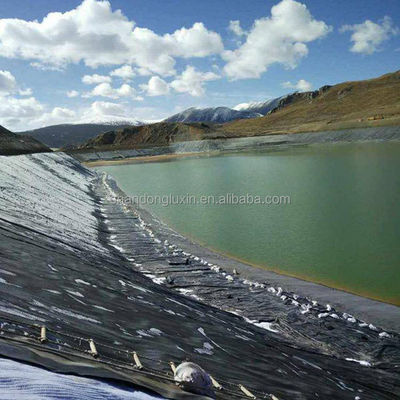 工業設計様式 白色 HDPE 地膜 ラインナー 埋立地処理の収納用