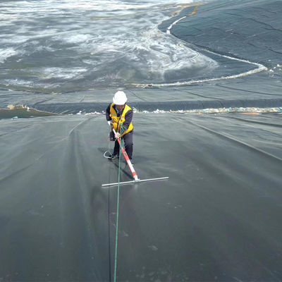 ダブルテクスチャ HDPE 地膜 ダムラインナーと魚池ラインナーのための汎用ソリューション