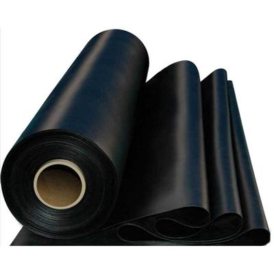 1-6m 幅 HDPE 地膜 透き通れない地合成材料 輝く仕上げ