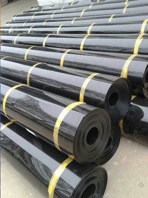 1-6m 幅 HDPE 地膜 透き通れない地合成材料 輝く仕上げ