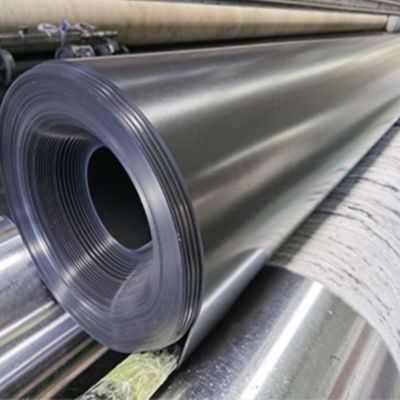 ASTM GRI-GM13 標準 黒色 HDPE ランドリーや魚池用 滑らかな地膜