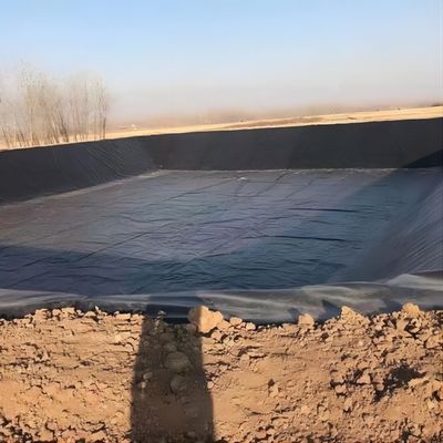 ゴミ捨て場用平らな表面 HDPE 地膜 要求に応じて長さ50m-100m/ロール