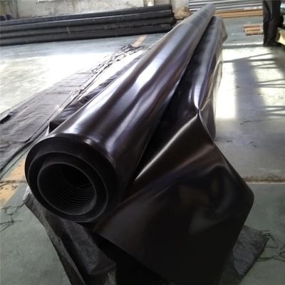 水貯蔵タンク用地膜魚池ラインナー 長さ50~200m 標準ASTM GRI-GM13