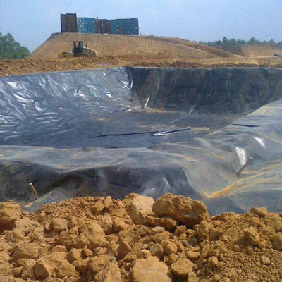 プロジェクトソリューション能力 廃棄物処理用水ダム用1.5mm HDPE 地膜ラインナー