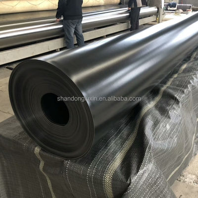 屋外魚の池の内面 HDPE 地膜 0.5mm から 1mm ASTM GRI-GM13 標準
